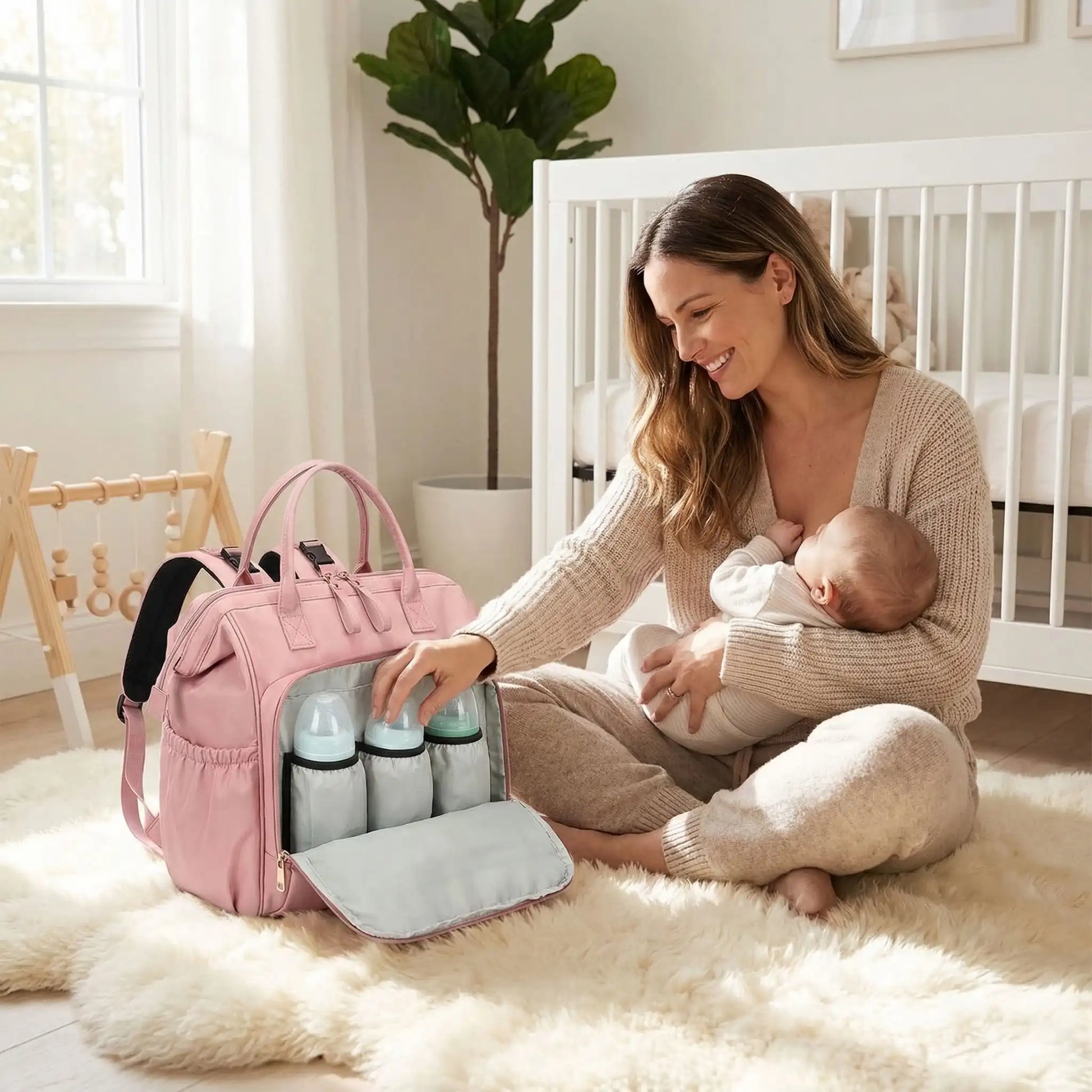 maman-range-biberon-dans-sac-à-langer-à-dos