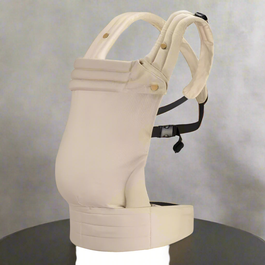 porte bébé physiologique couleur blanche
